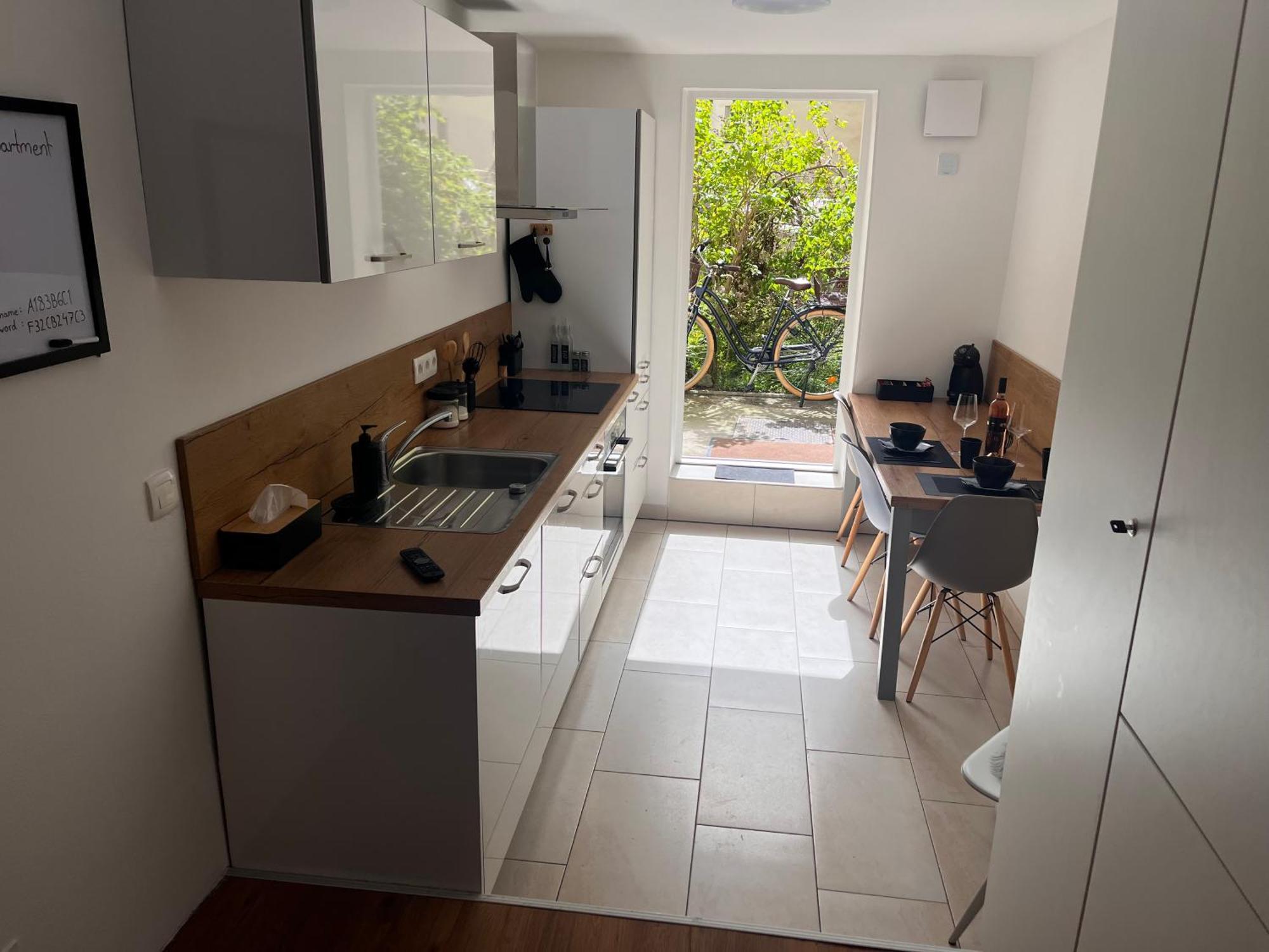 Lilan Apartment Μαριμπόρ Εξωτερικό φωτογραφία
