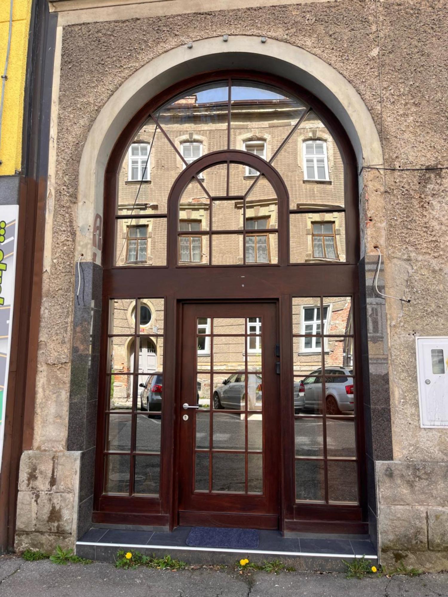 Lilan Apartment Μαριμπόρ Εξωτερικό φωτογραφία